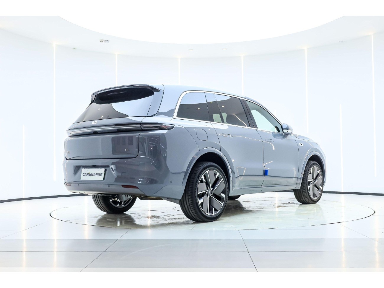 Li Auto L8 2025