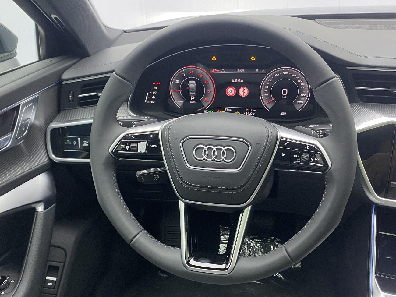 Audi A6L 40 TFSI 2025