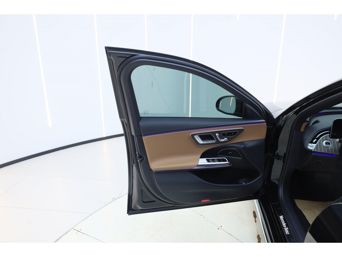 Mercedes-Benz E 300 L 2024