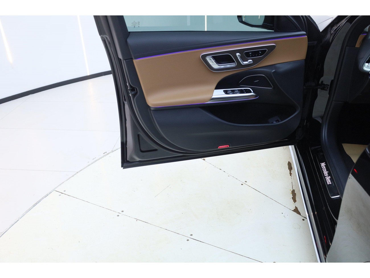 Mercedes-Benz E 300 L 2024