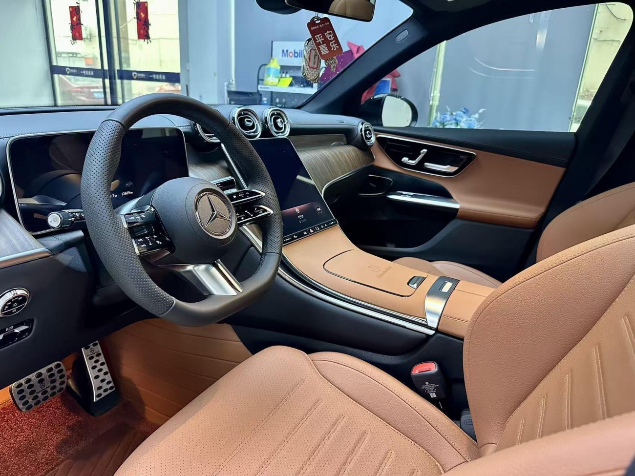 Mercedes-Benz GLC 300 L 2025