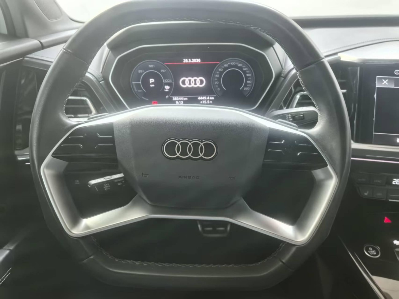 Audi Q4 e-tron 2024