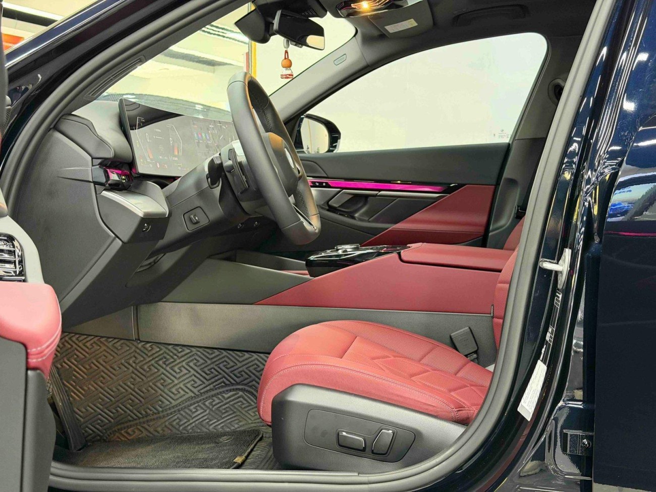 BMW 525Li 2025