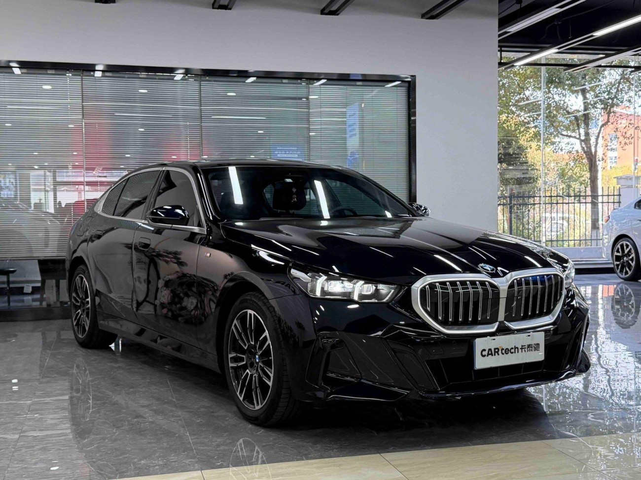 BMW 525Li 2025