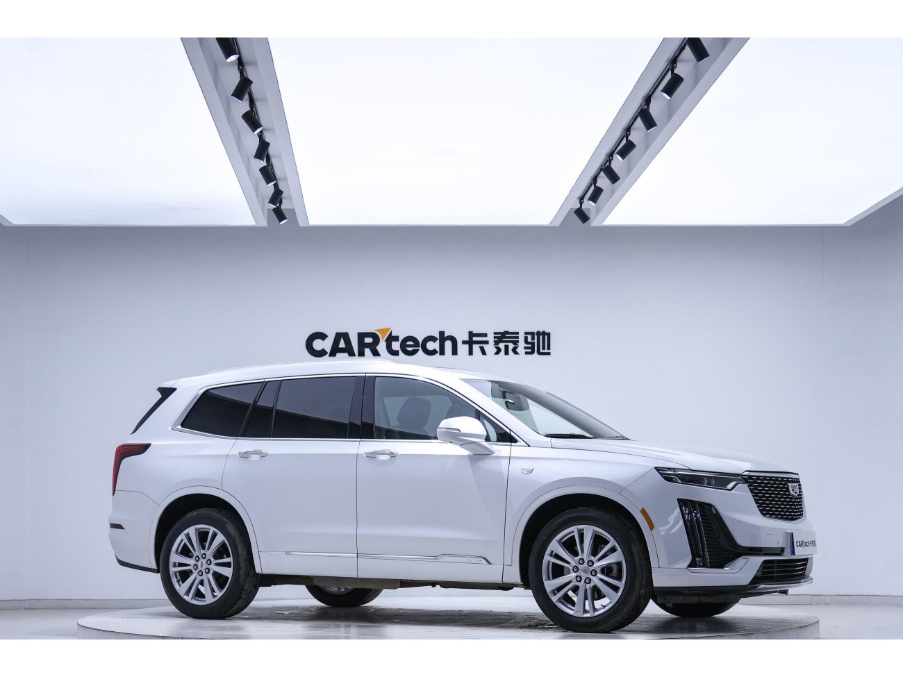Cadillac XT6 2021
