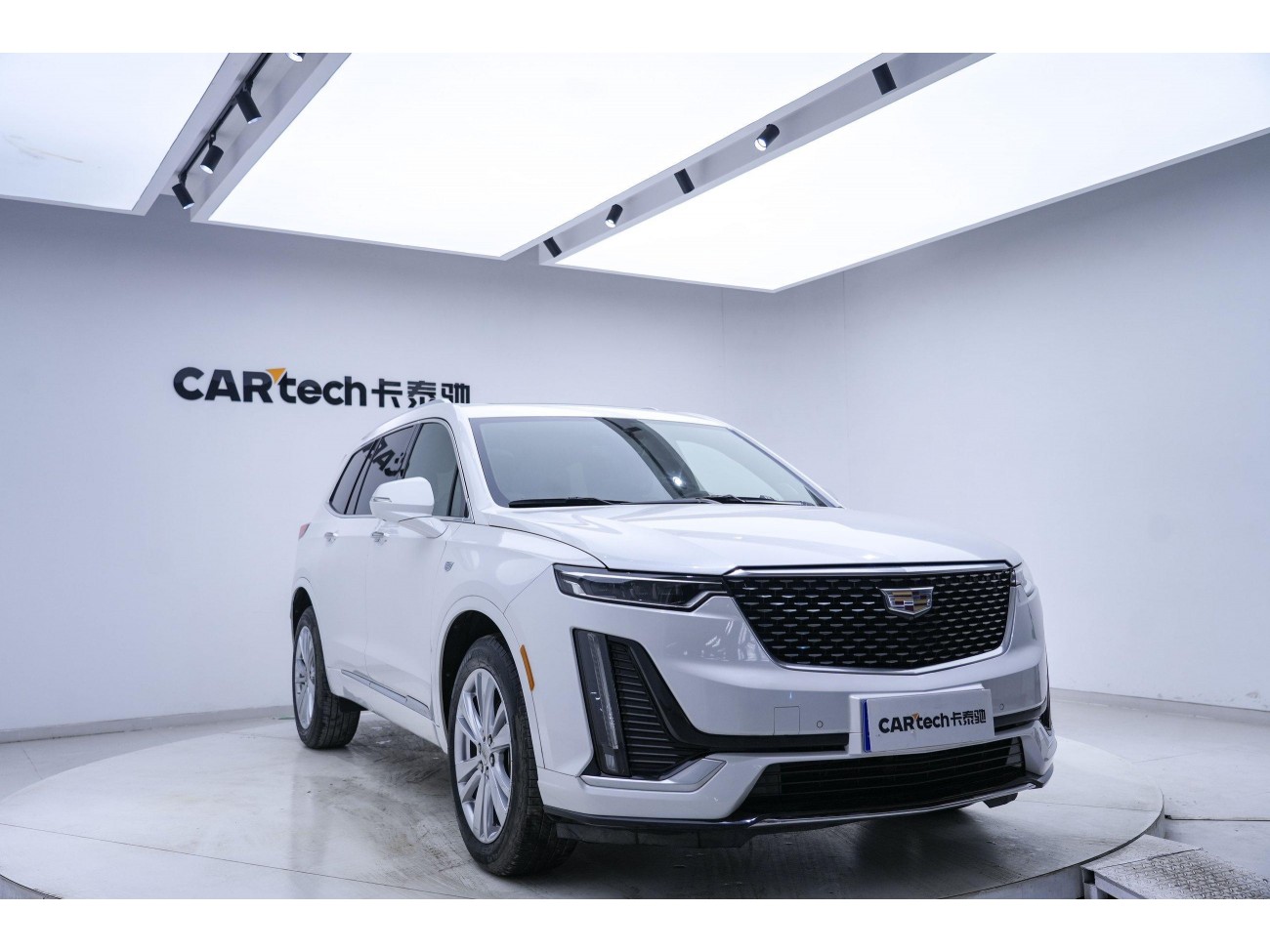 Cadillac XT6 2021