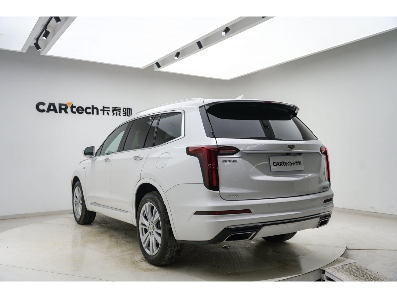 Cadillac XT6 2021