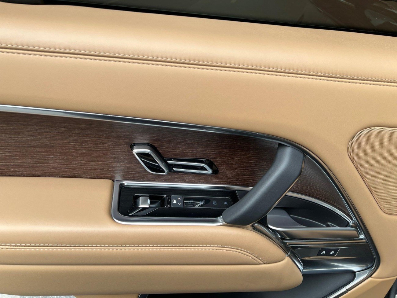 Land Rover Range Rover 2024