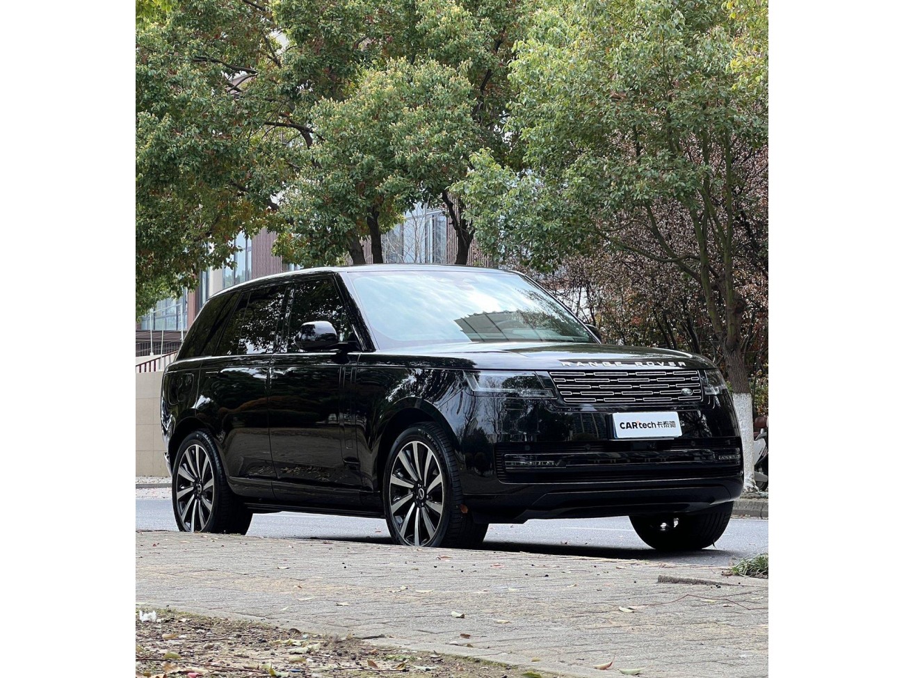 Land Rover Range Rover 2024