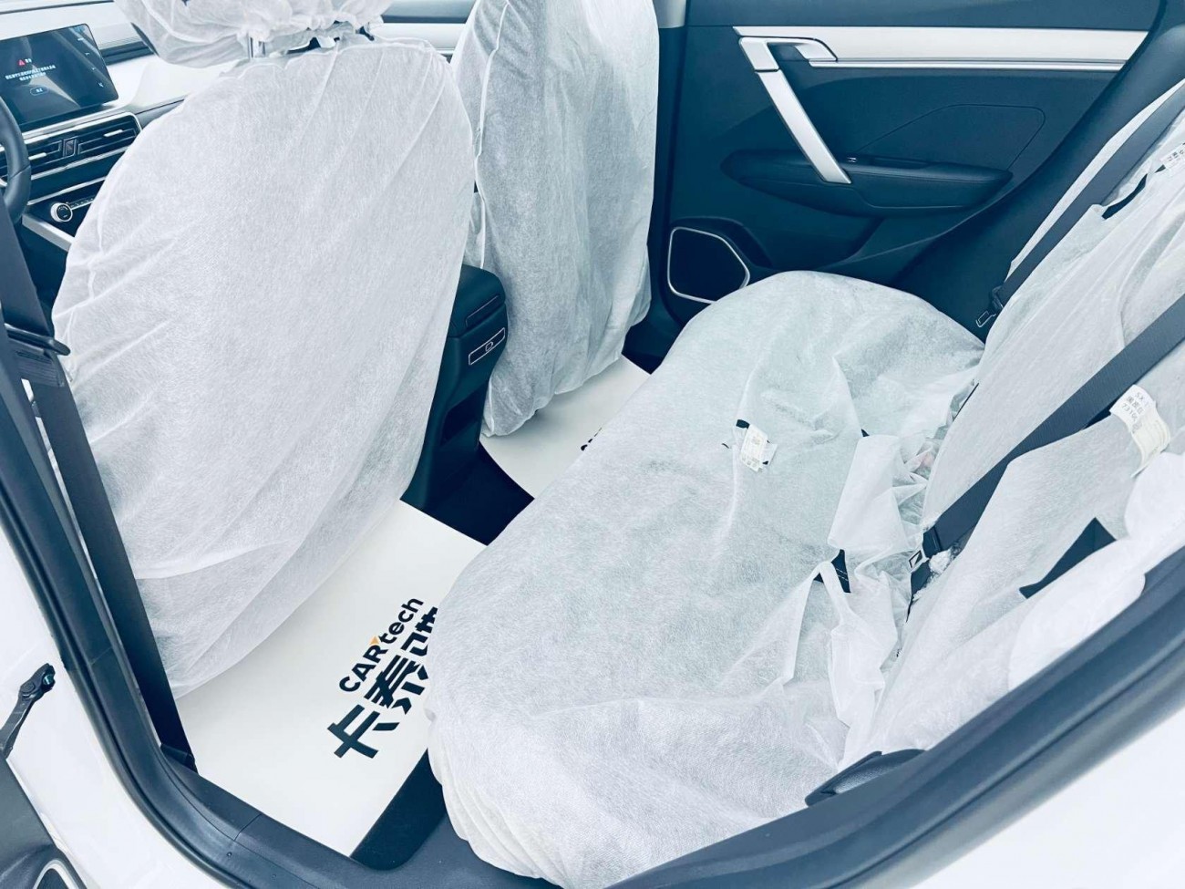 Geely Coolray 2025