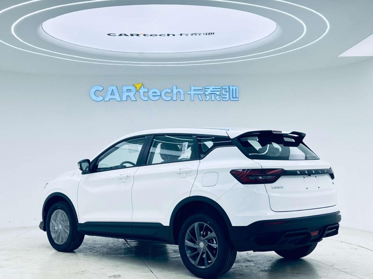 Geely Coolray 2025