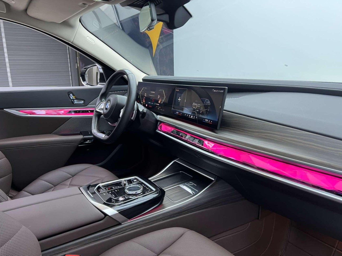 BMW 735Li 2024