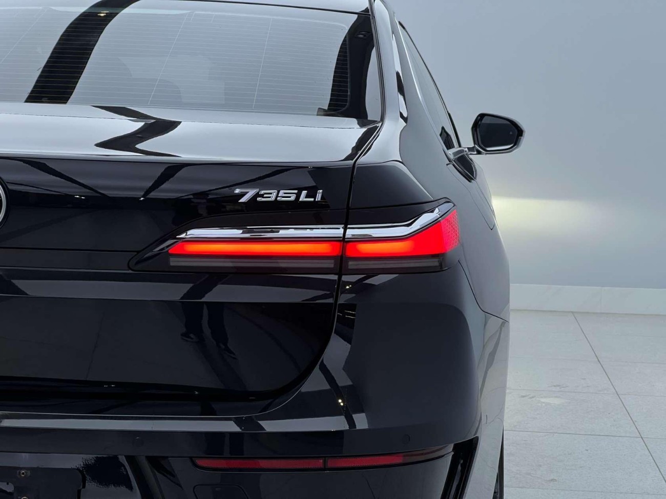 BMW 735Li 2024