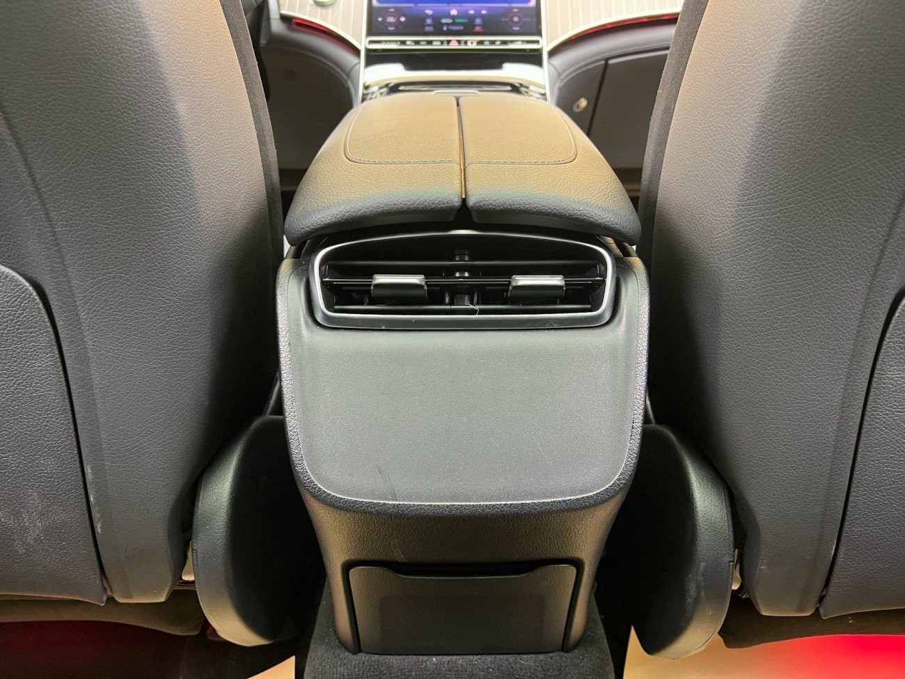 Mercedes-Benz EQE 2025