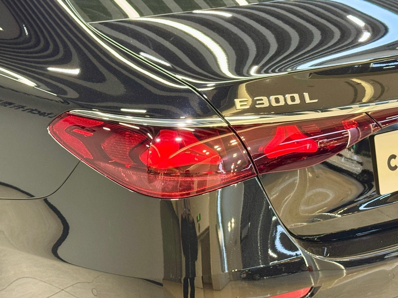 Mercedes-Benz E 300 L 2026
