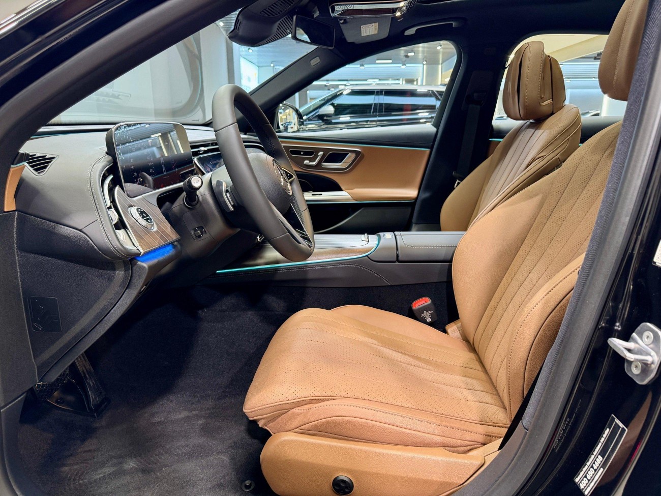 Mercedes-Benz E 300 L 2026