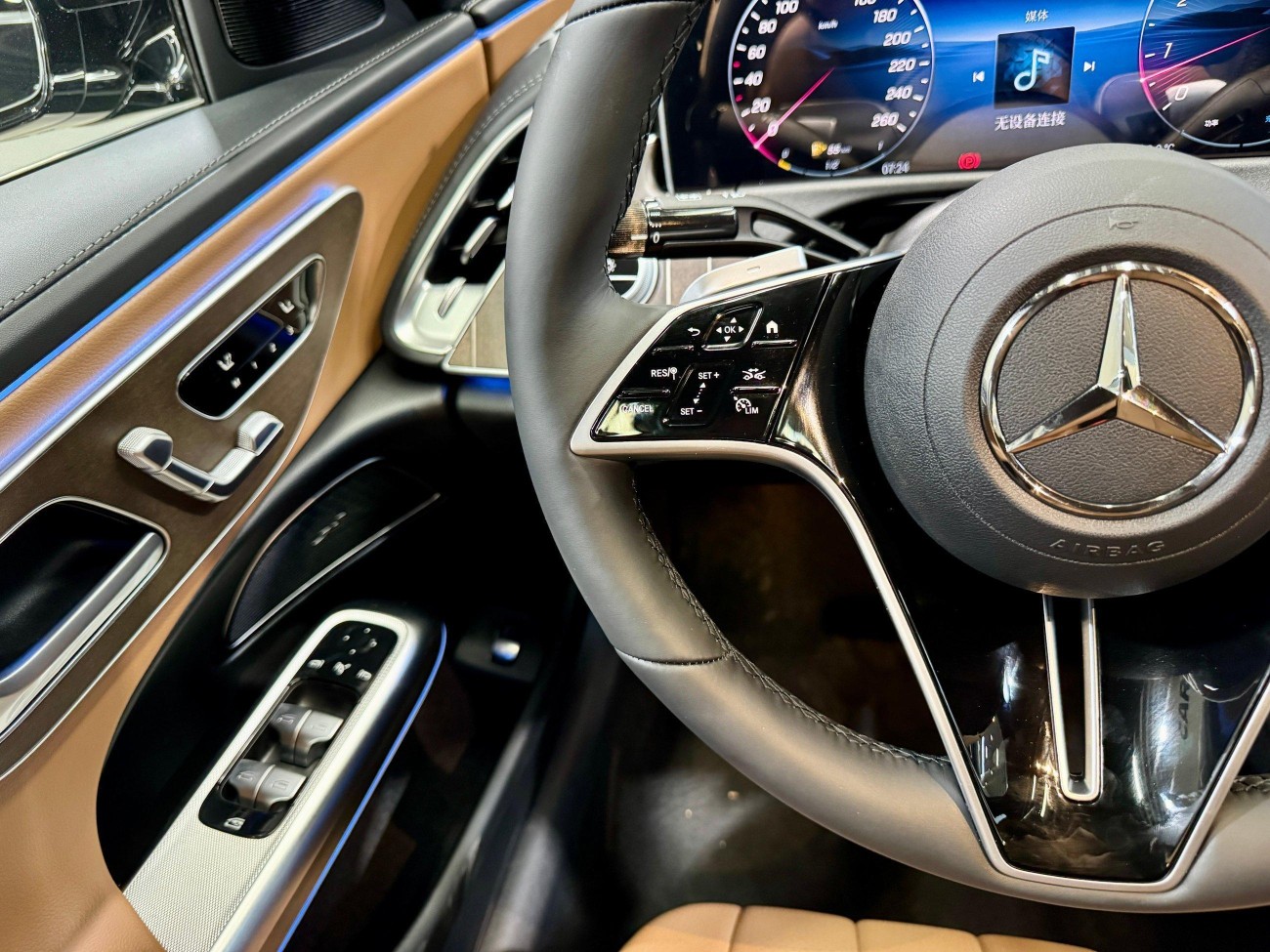 Mercedes-Benz E 300 L 2026