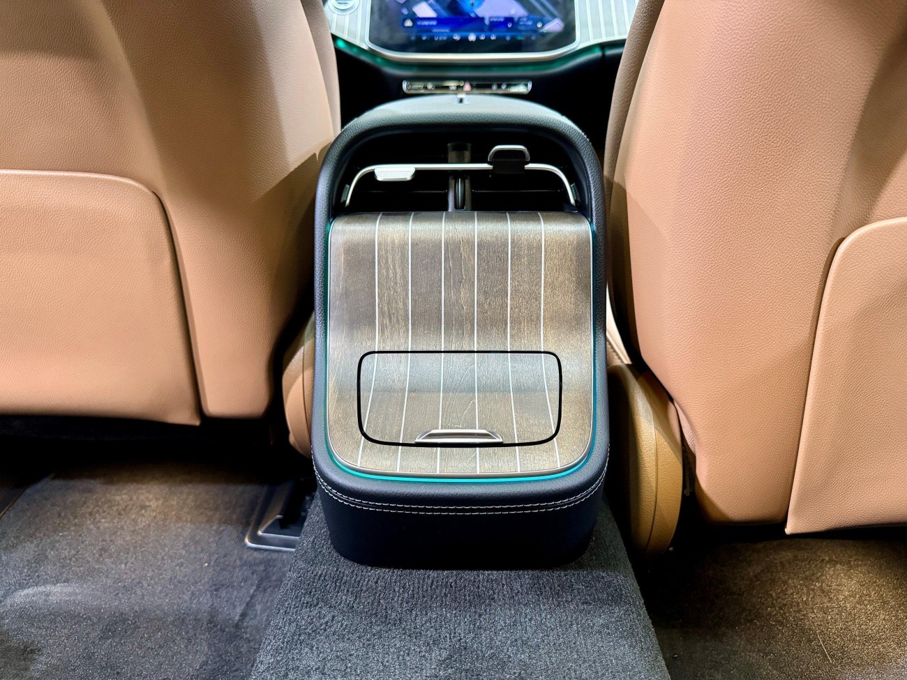 Mercedes-Benz E 300 L 2026