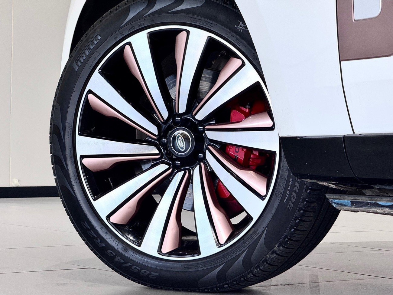 Land Rover Range Rover 2023