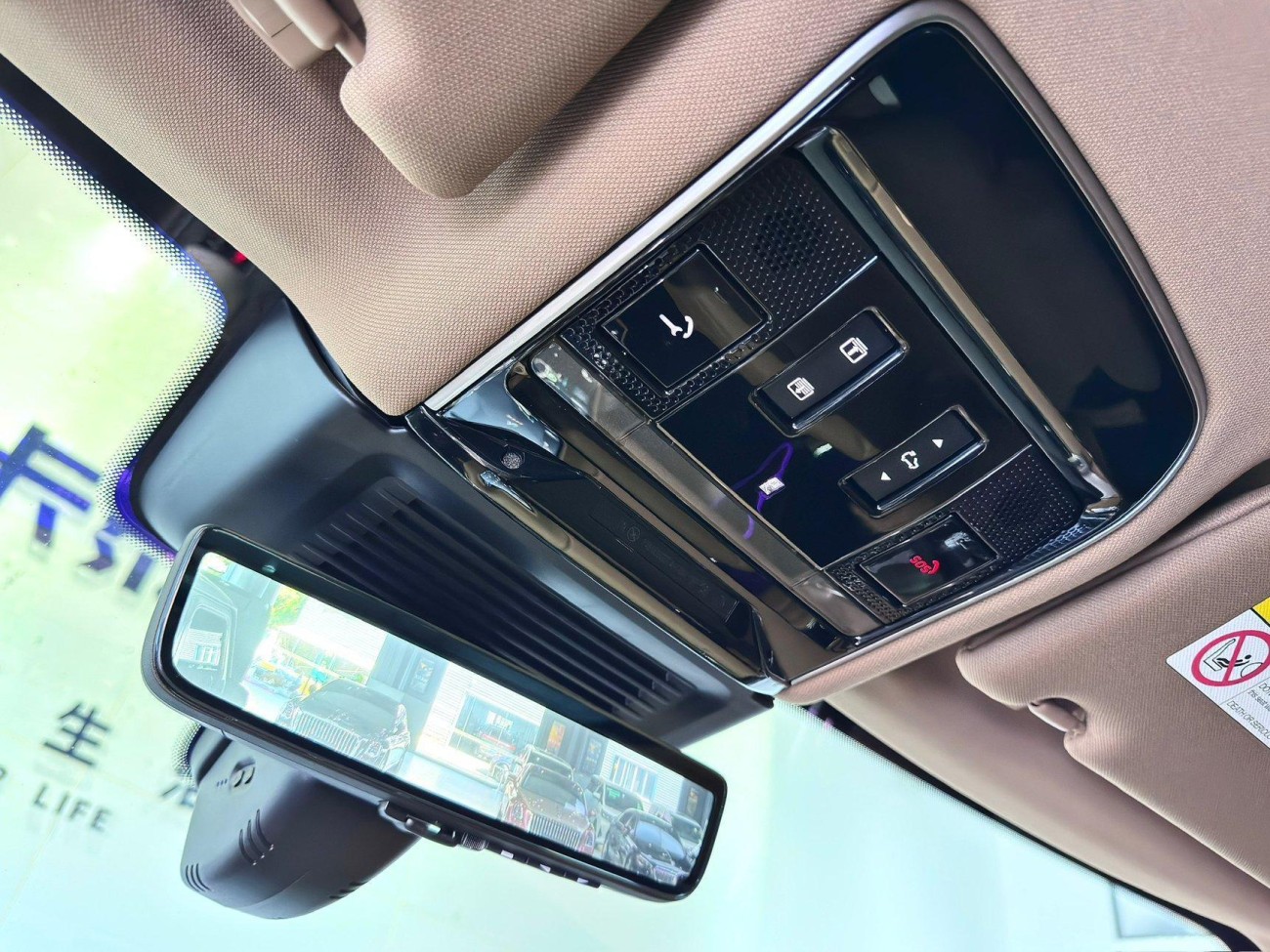 Land Rover Range Rover 2023