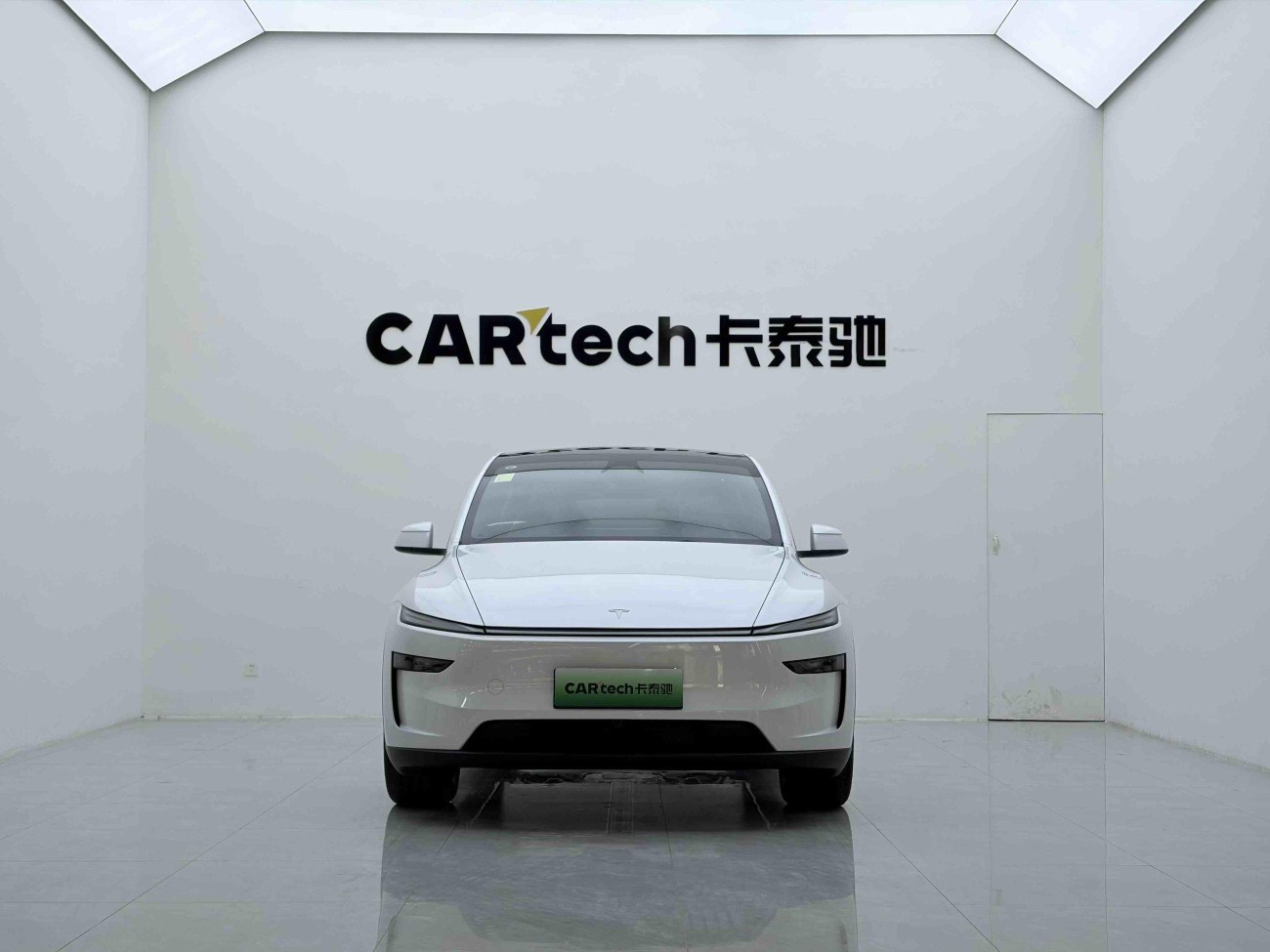 Tesla Model Y 2026