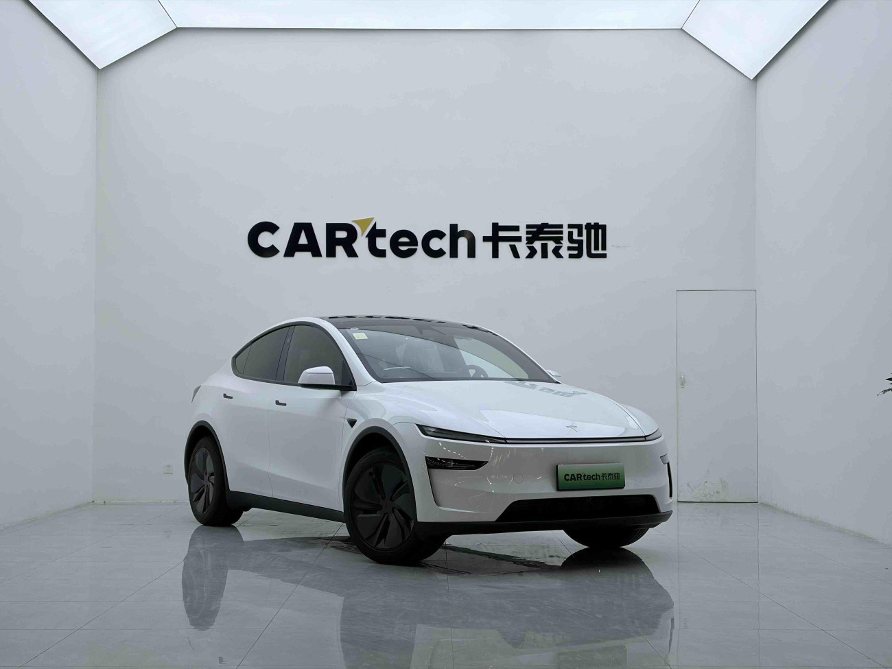 Tesla Model Y 2026