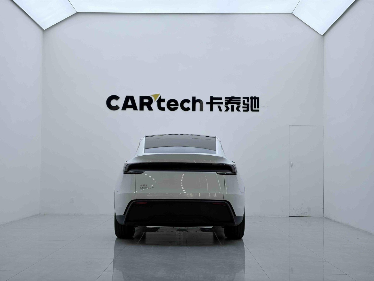 Tesla Model Y 2026
