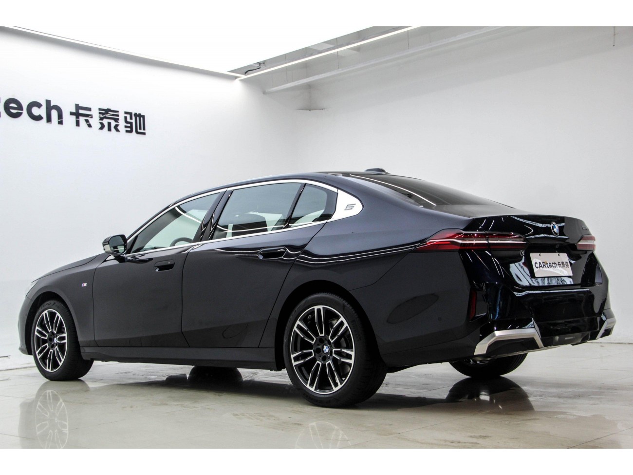 BMW 530Li 2025