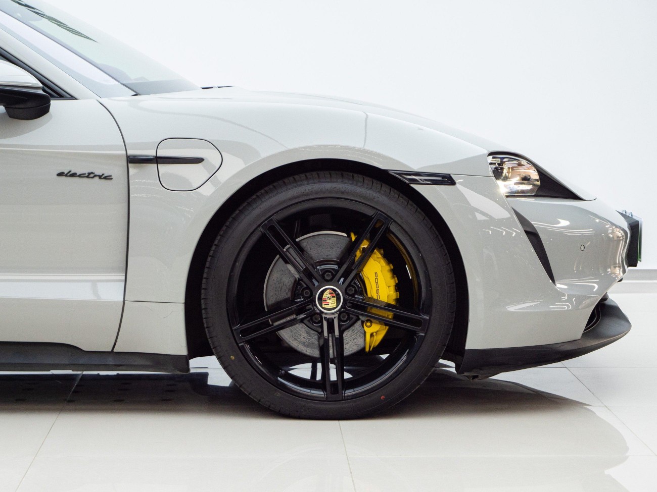 Porsche Taycan 2022