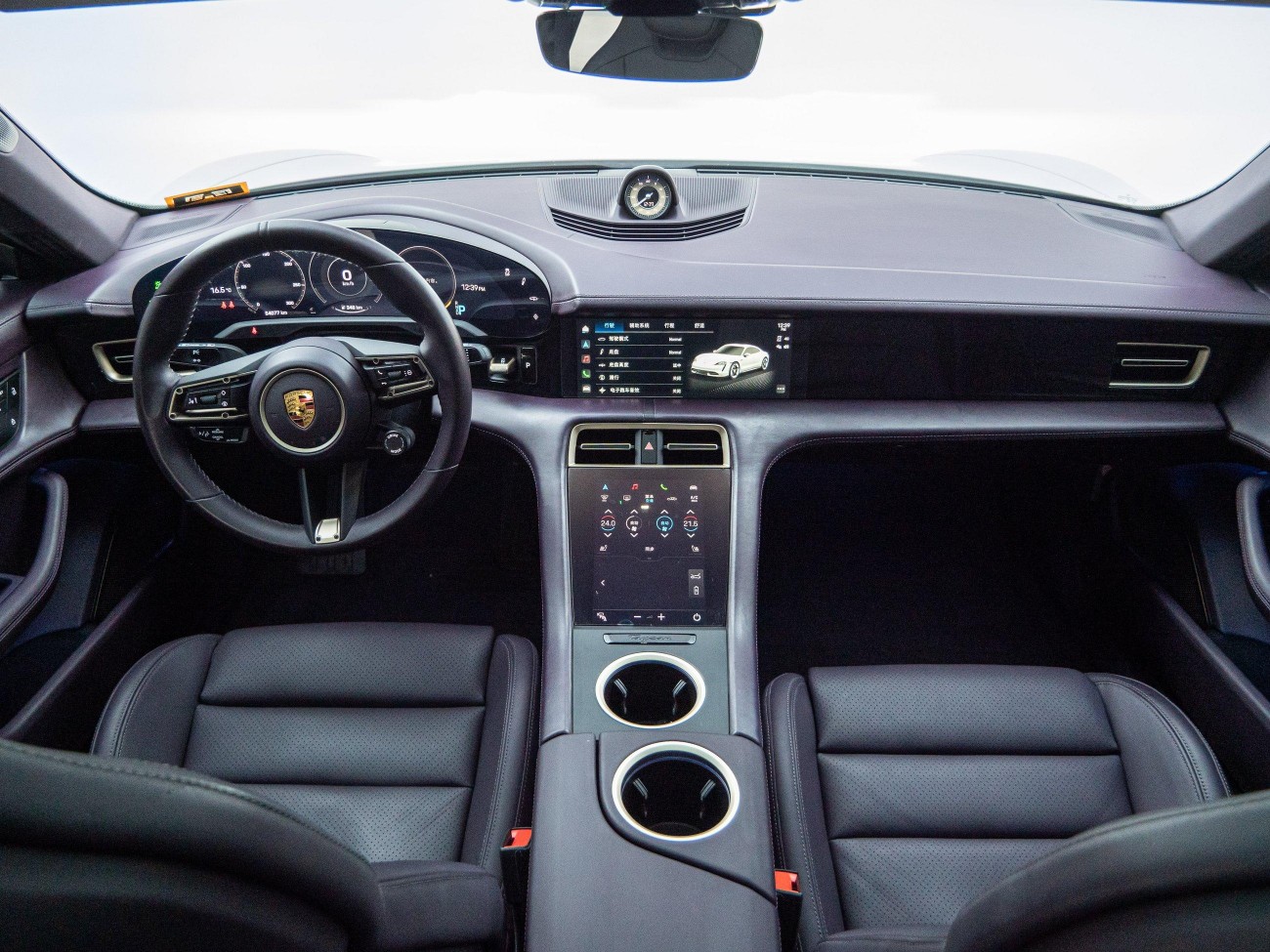 Porsche Taycan 2022