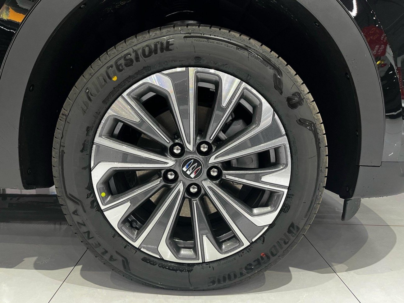 Buick Envision Plus 2025