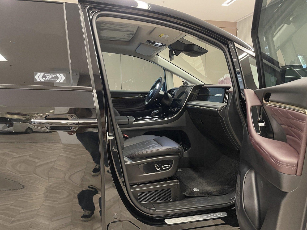 Trumpchi M8 2025