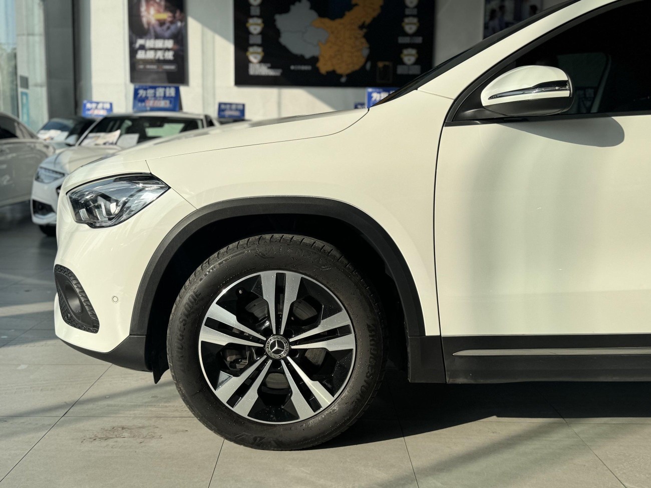 Mercedes-Benz GLA 200 2021