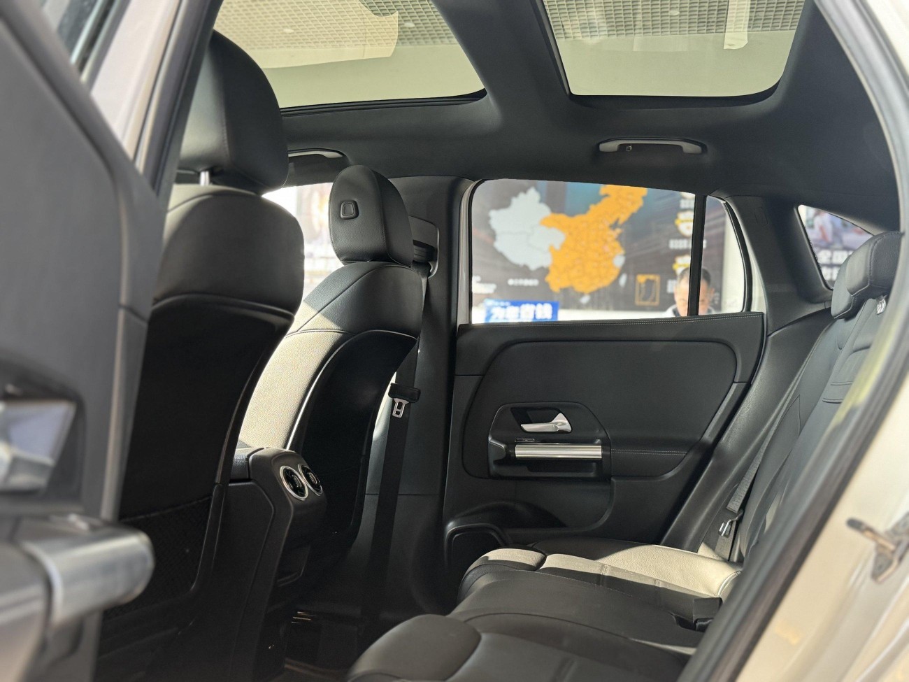 Mercedes-Benz GLA 200 2021