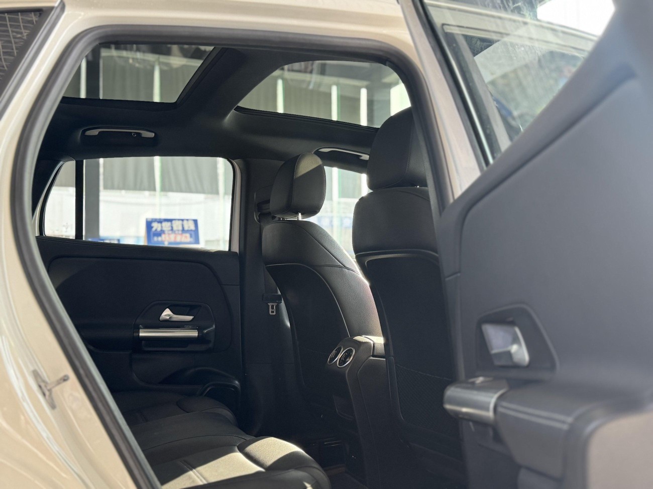 Mercedes-Benz GLA 200 2021