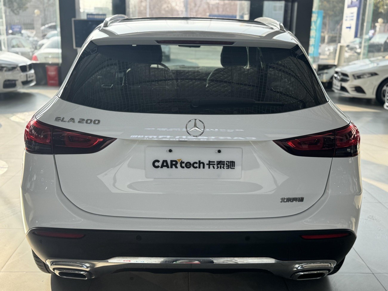 Mercedes-Benz GLA 200 2021