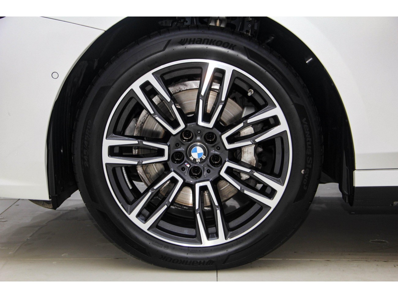 BMW 530Li 2024