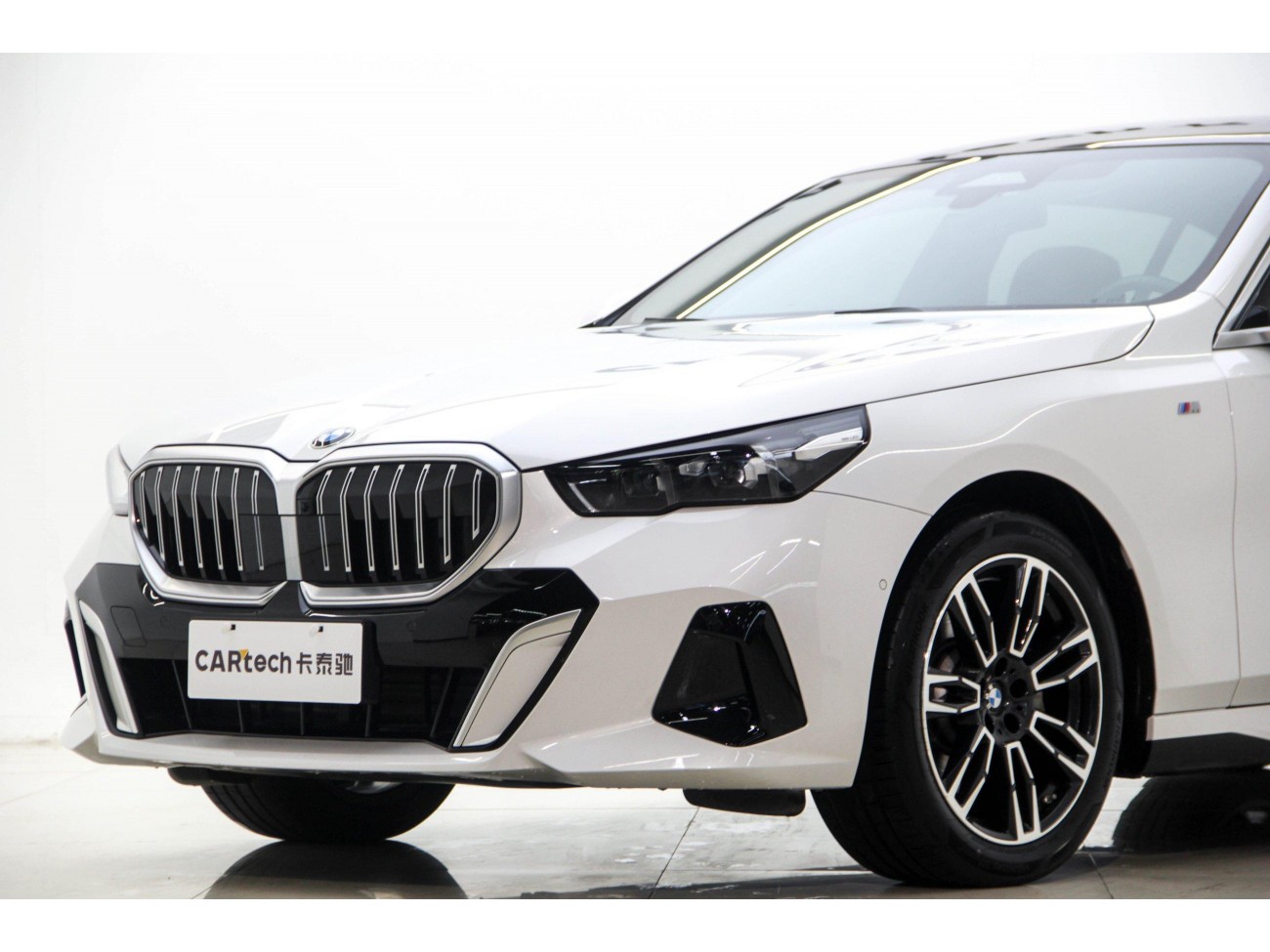 BMW 530Li 2024