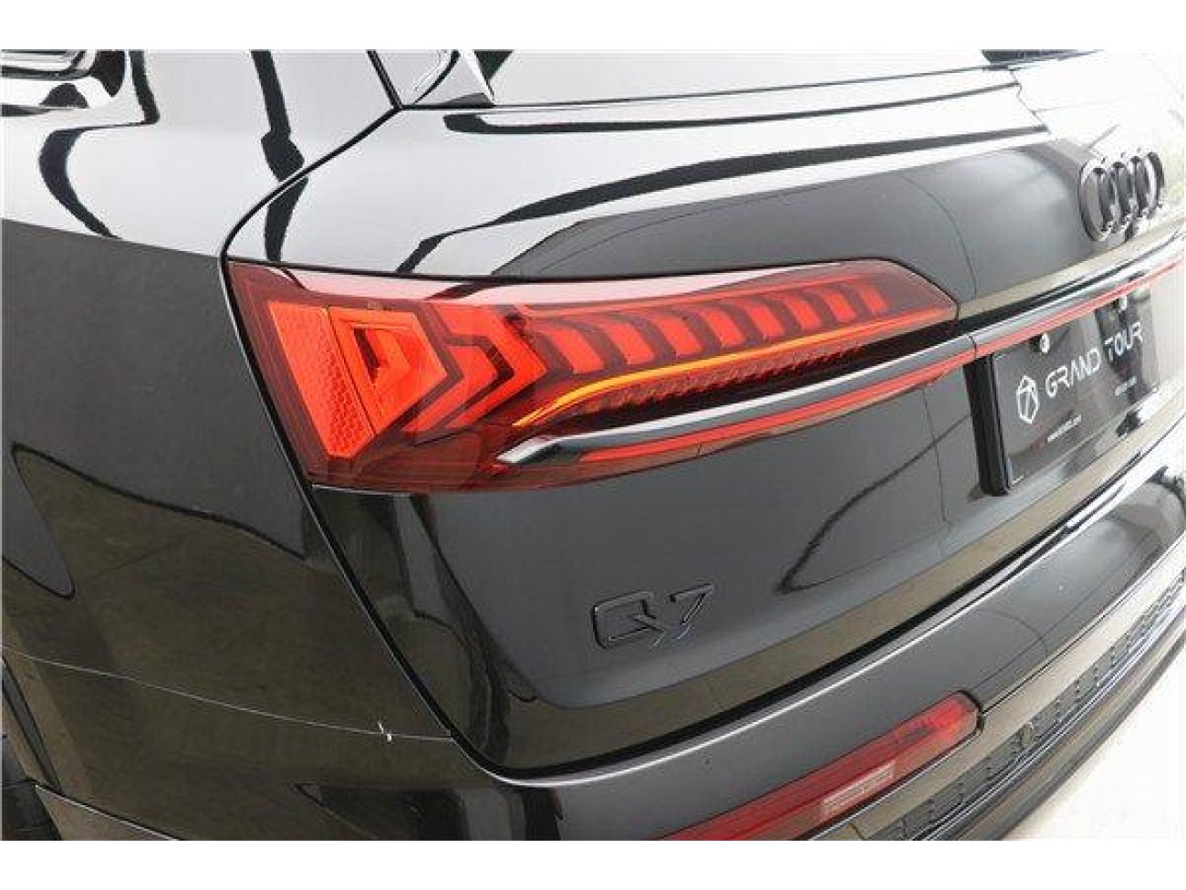 Audi Q7 55 TFSI 2023