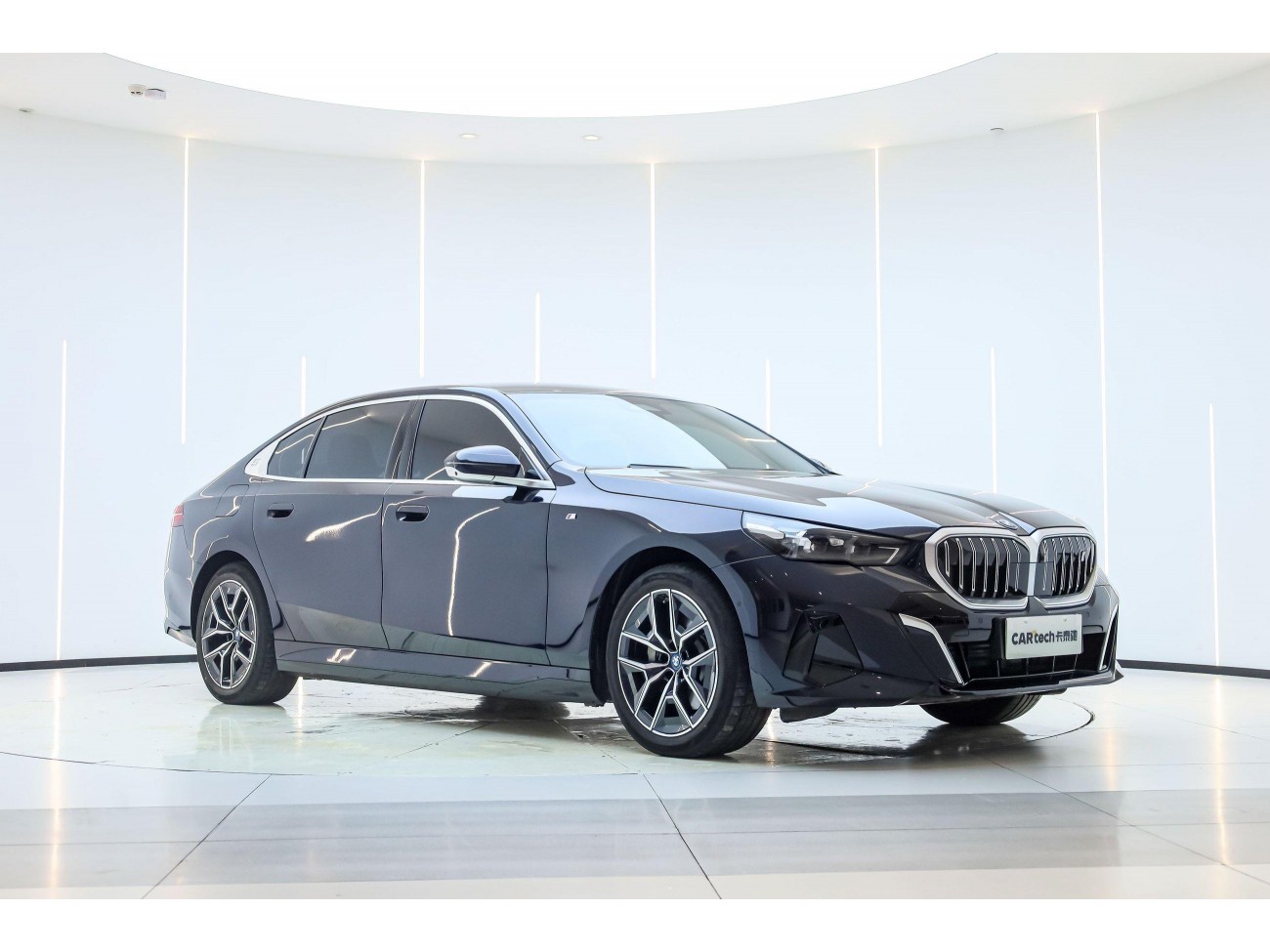 BMW i5 2025
