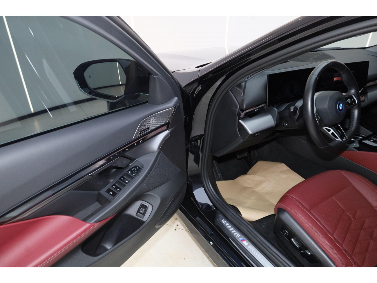 BMW i5 2025