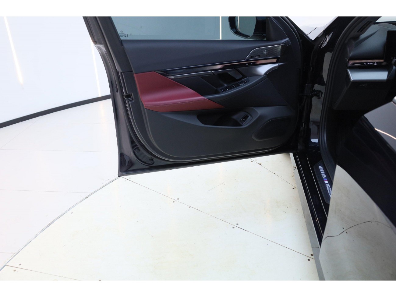 BMW i5 2025