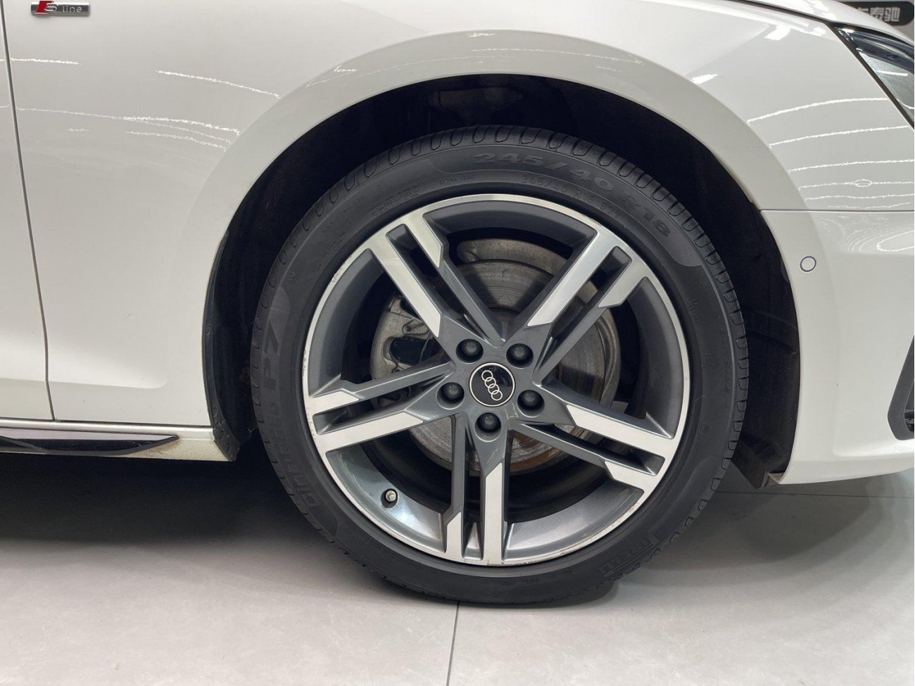 Audi A4L 40 TFSI 2023