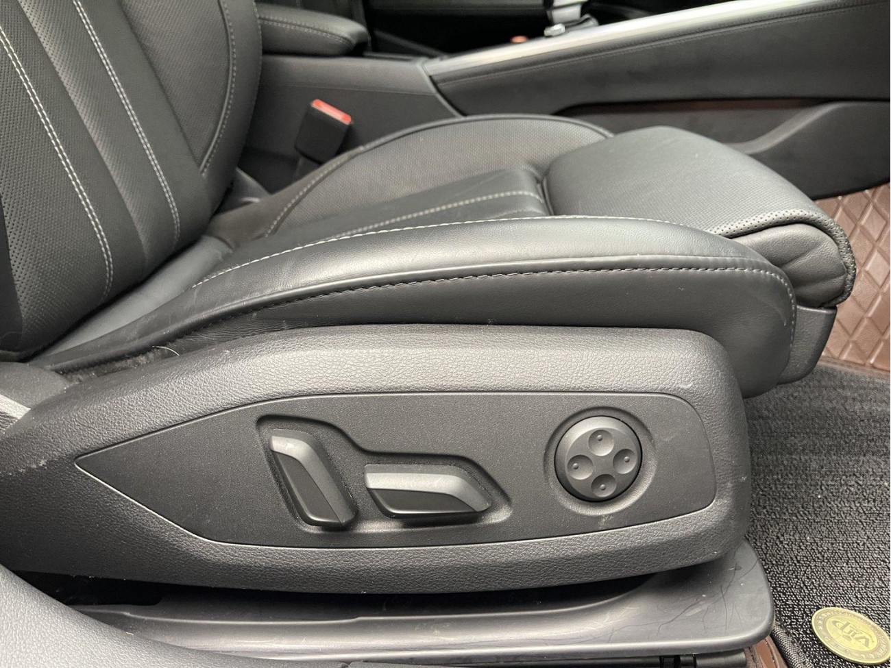 Audi A4L 40 TFSI 2023