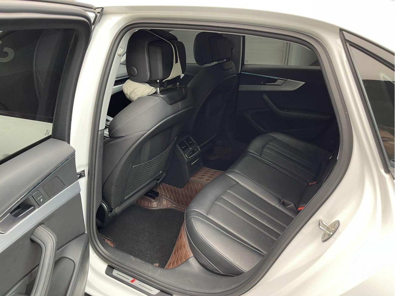 Audi A4L 40 TFSI 2023