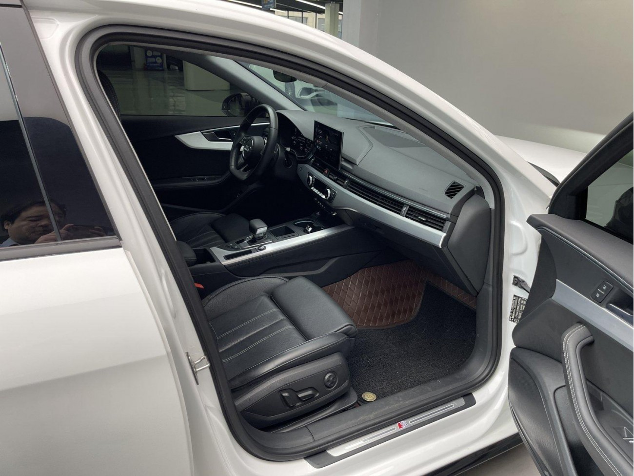 Audi A4L 40 TFSI 2023