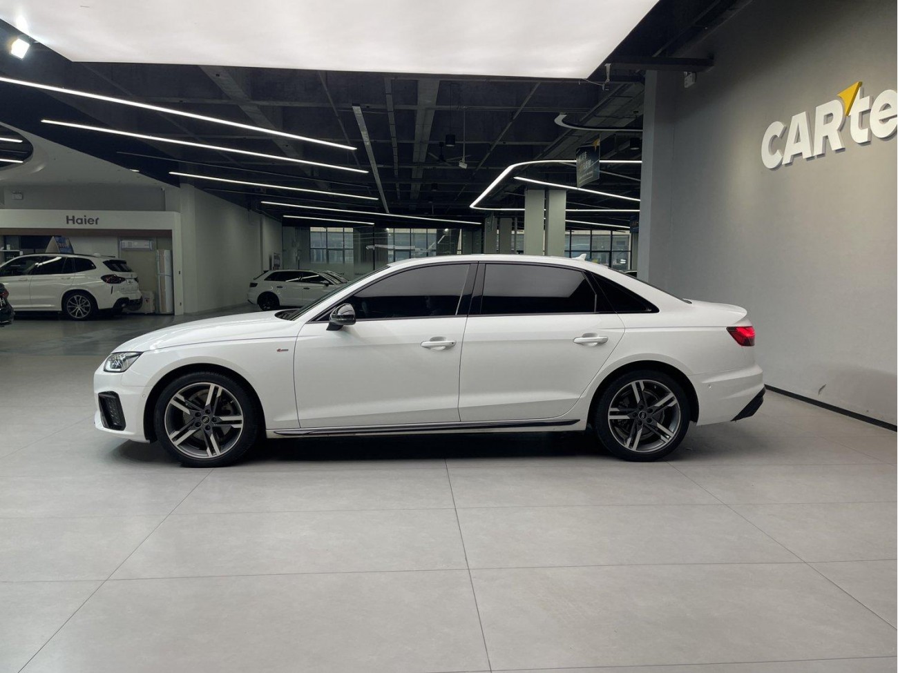 Audi A4L 40 TFSI 2023