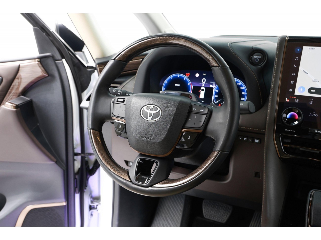 Toyota Alphard 2024