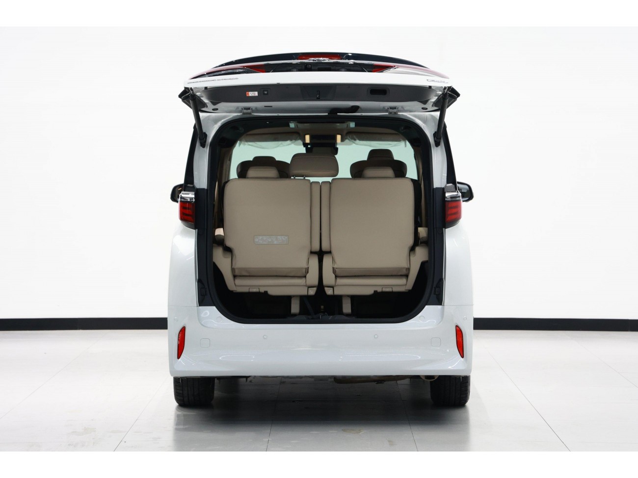 Toyota Alphard 2024