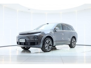 Li Auto L8 2025